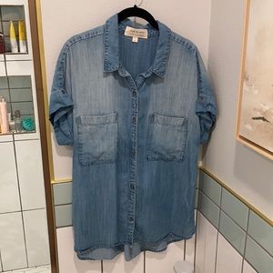Cloth & Stone chambray button up -Large